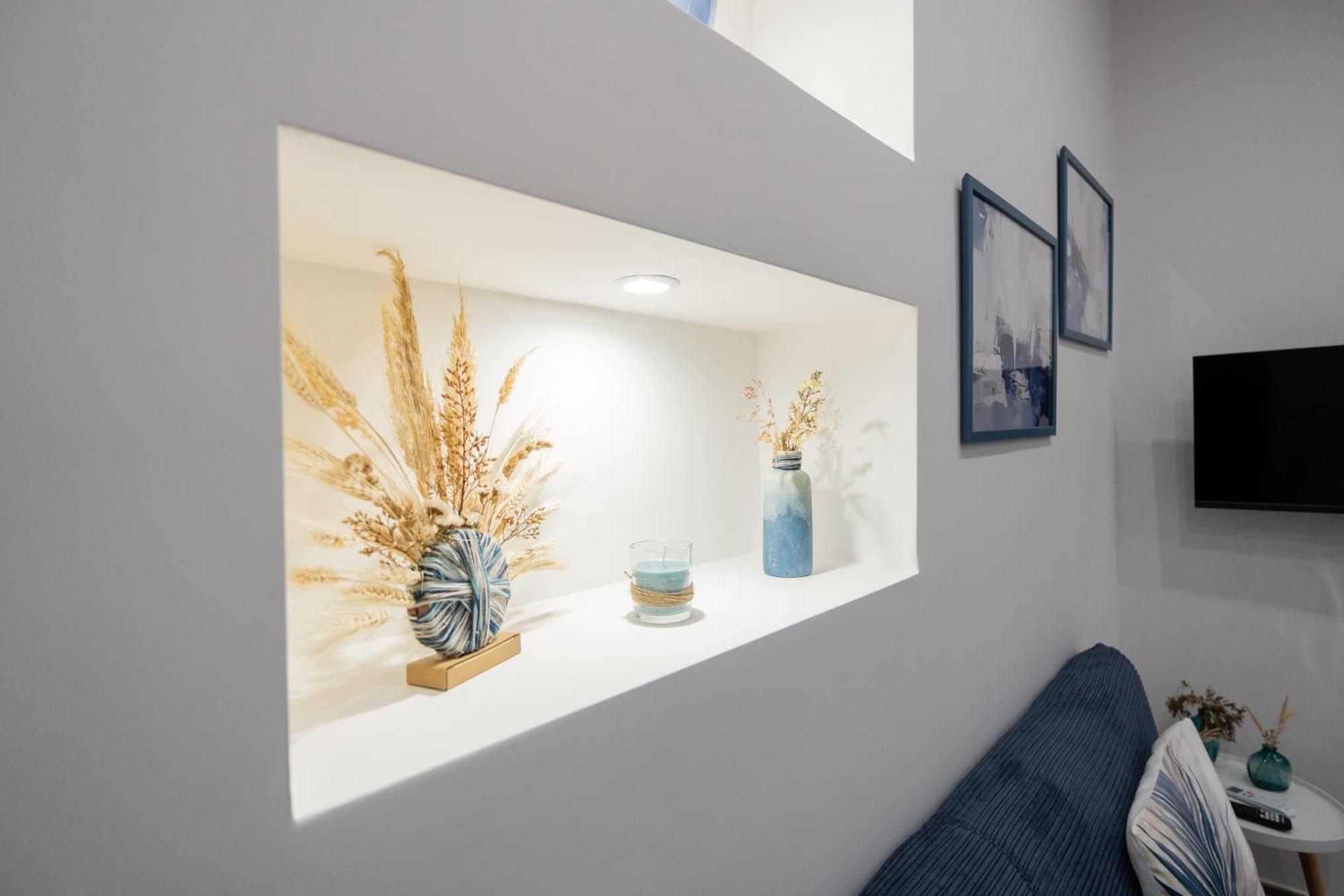 La Casa Di Bianca - Modern Suites Near Plebiscito نابولي المظهر الخارجي الصورة