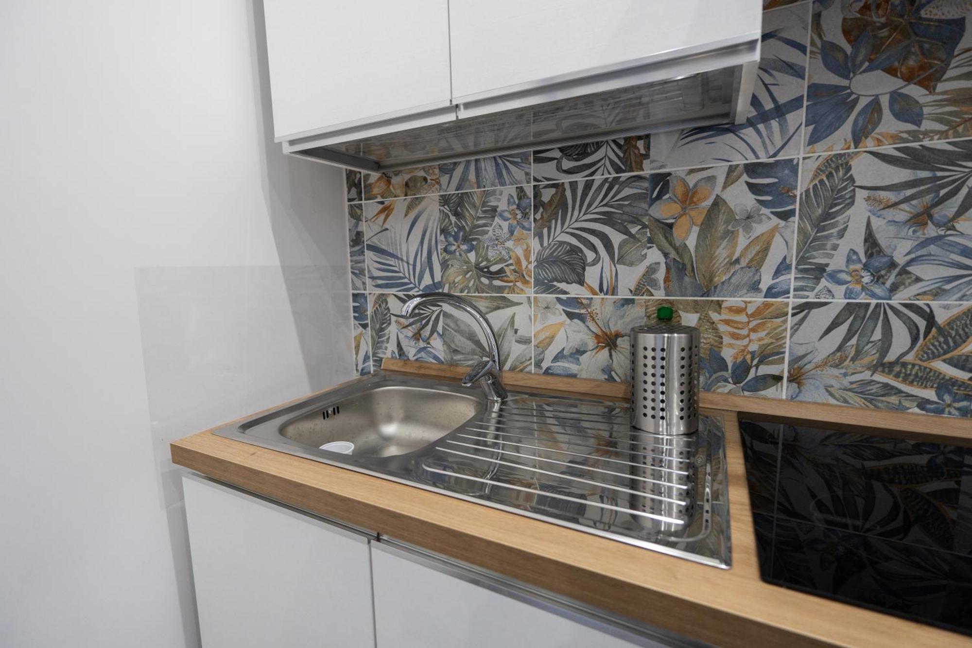 La Casa Di Bianca - Modern Suites Near Plebiscito نابولي المظهر الخارجي الصورة